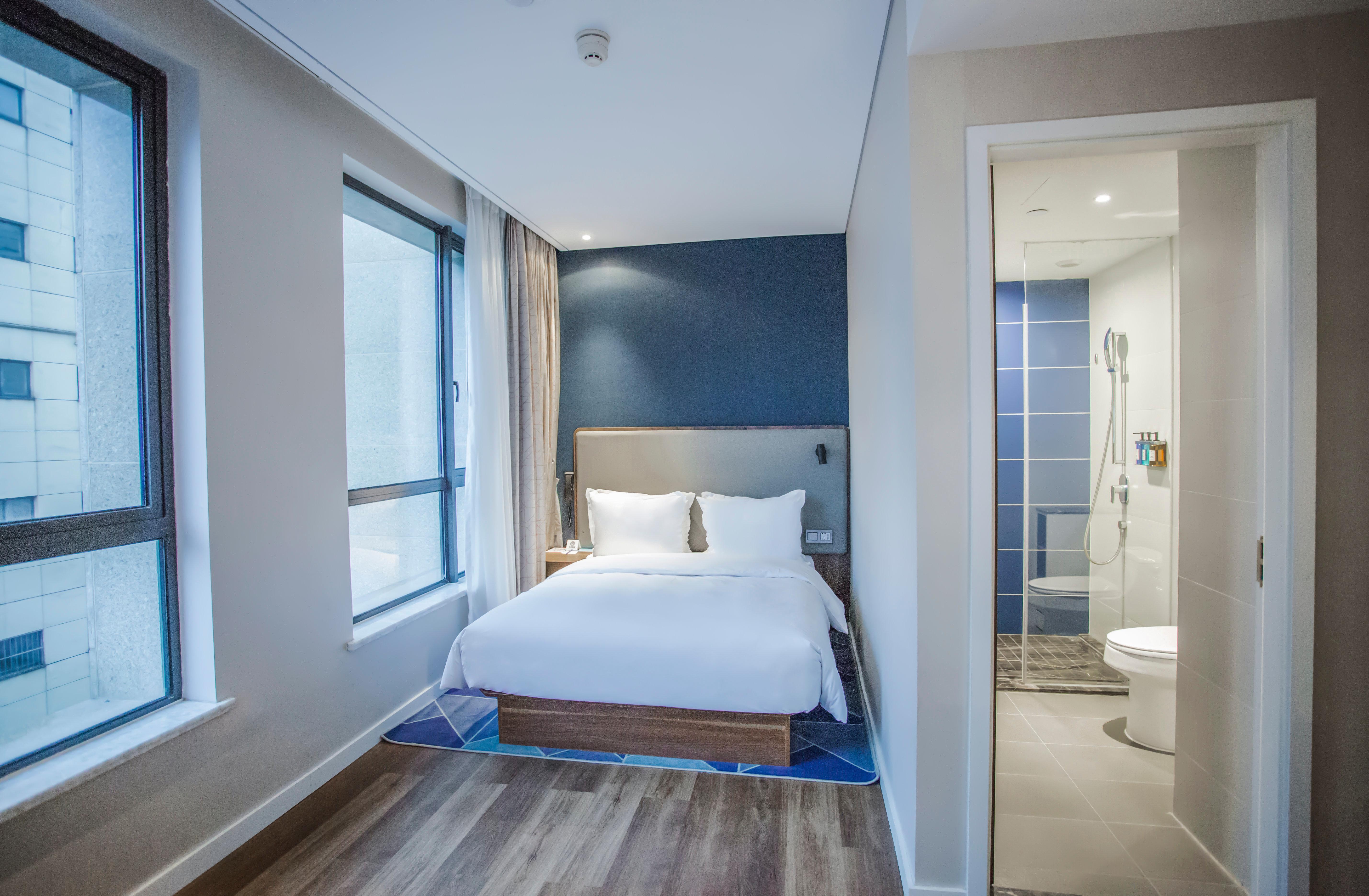 Holiday Inn Express Shanghai Pudong Chuansha, An Ihg Hotel Eksteriør bilde